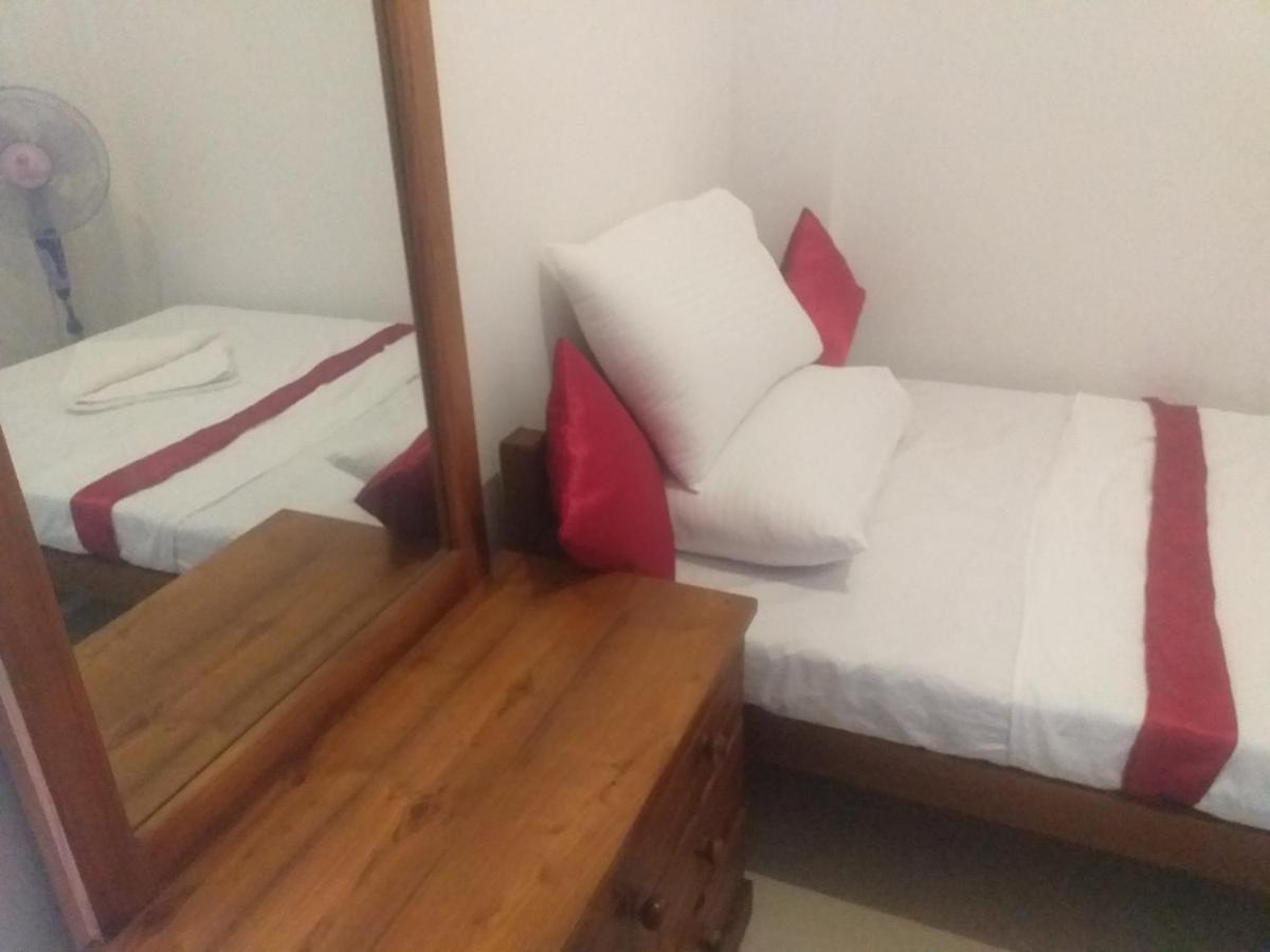 De Mansion Hotels Katugastota Экстерьер фото